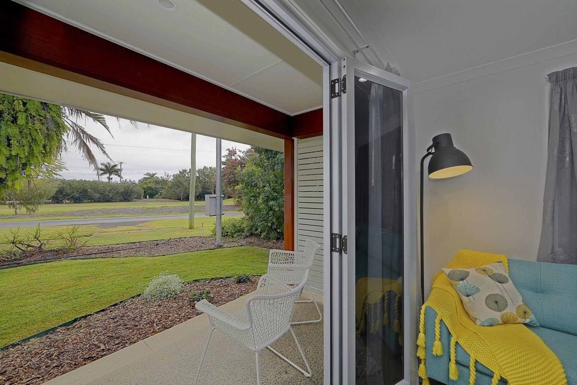 12Th Tee Bnb Bargara Exterior photo